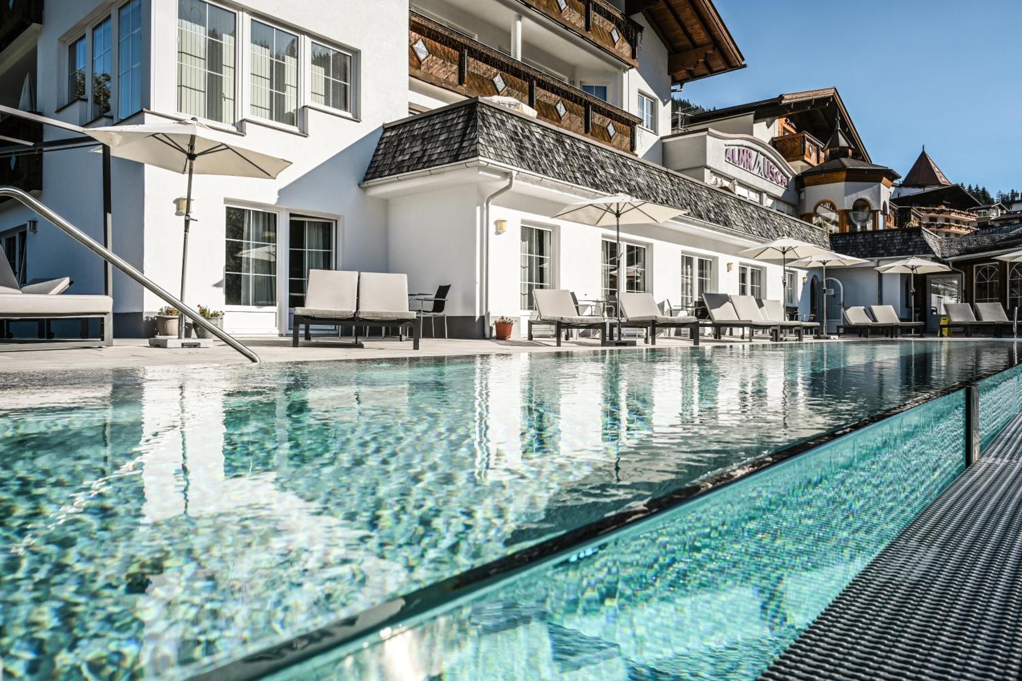 Berghotel Almrausch Берванг Екстериор снимка