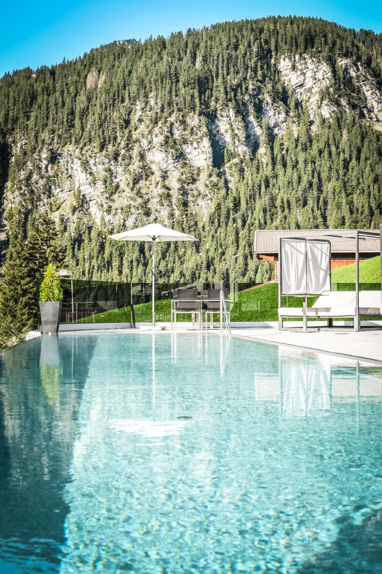Berghotel Almrausch Берванг Екстериор снимка